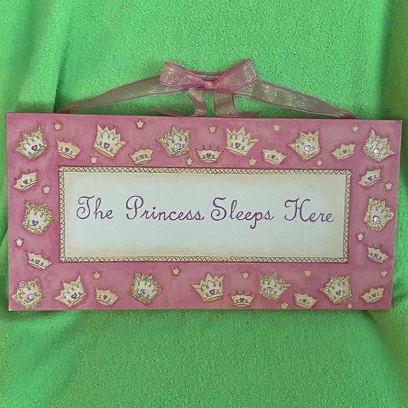 Colleen Karis Designs Wall Art: "The Princess Sleeps Here" - Picture 7 of 11